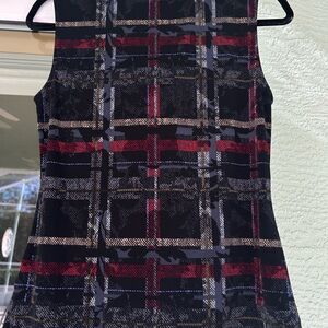 Plaid Sleeveless Top size small (2)